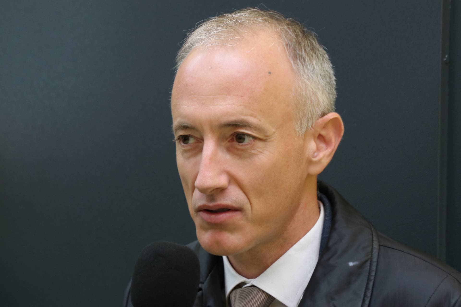 Министър Красимир Вълчев